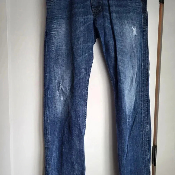 DIESEL JEANS DARRON RBE4 DISTRESSED DENIM SLIM TAPERED $218+ 30 w 32 L - Picture 5 of 12